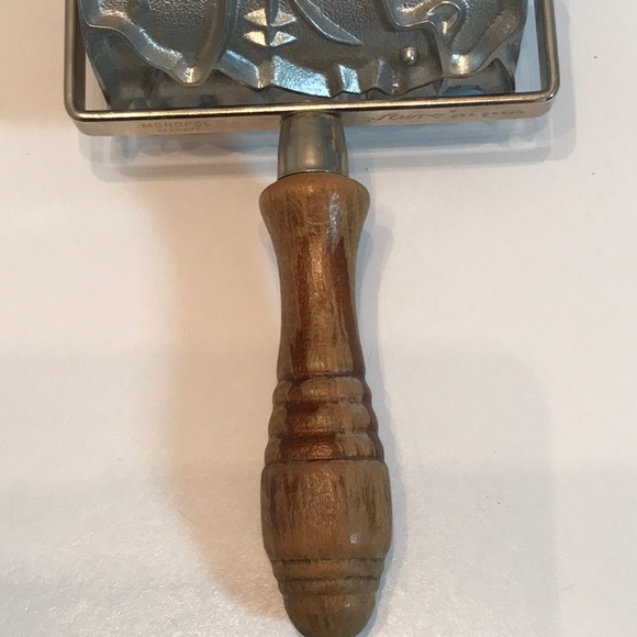 Monopol Kitchen Vintage Cookie Cutter Roller Rolling Pin Monopol